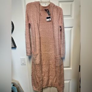 Women’s pink long sweater